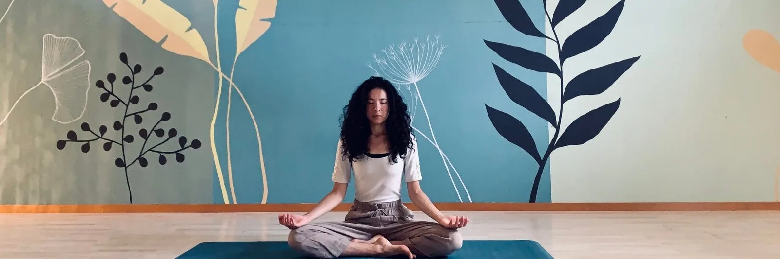 Yogastra - Eléa Suy