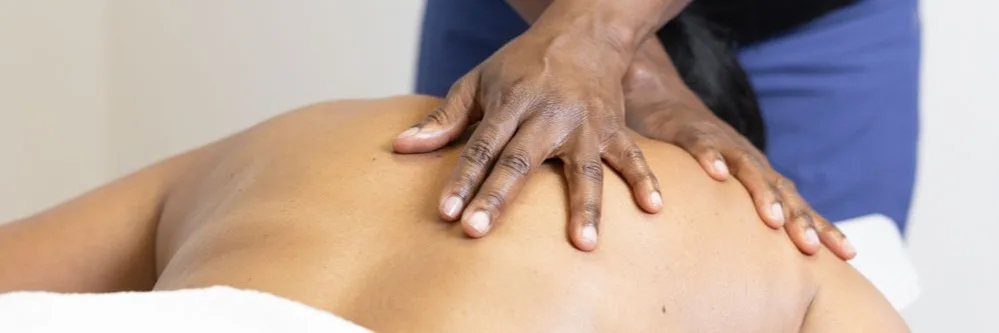 Massage Libellule - Adeline Hobi