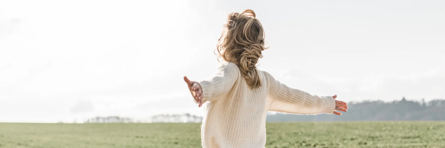 MAKE IT HAPPEN · Loretta Pennarossa